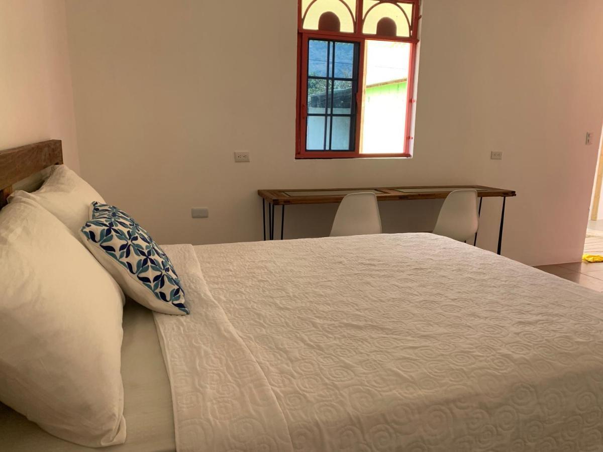 El Chirris Tzanjay Hotel San Juan La Laguna Buitenkant foto