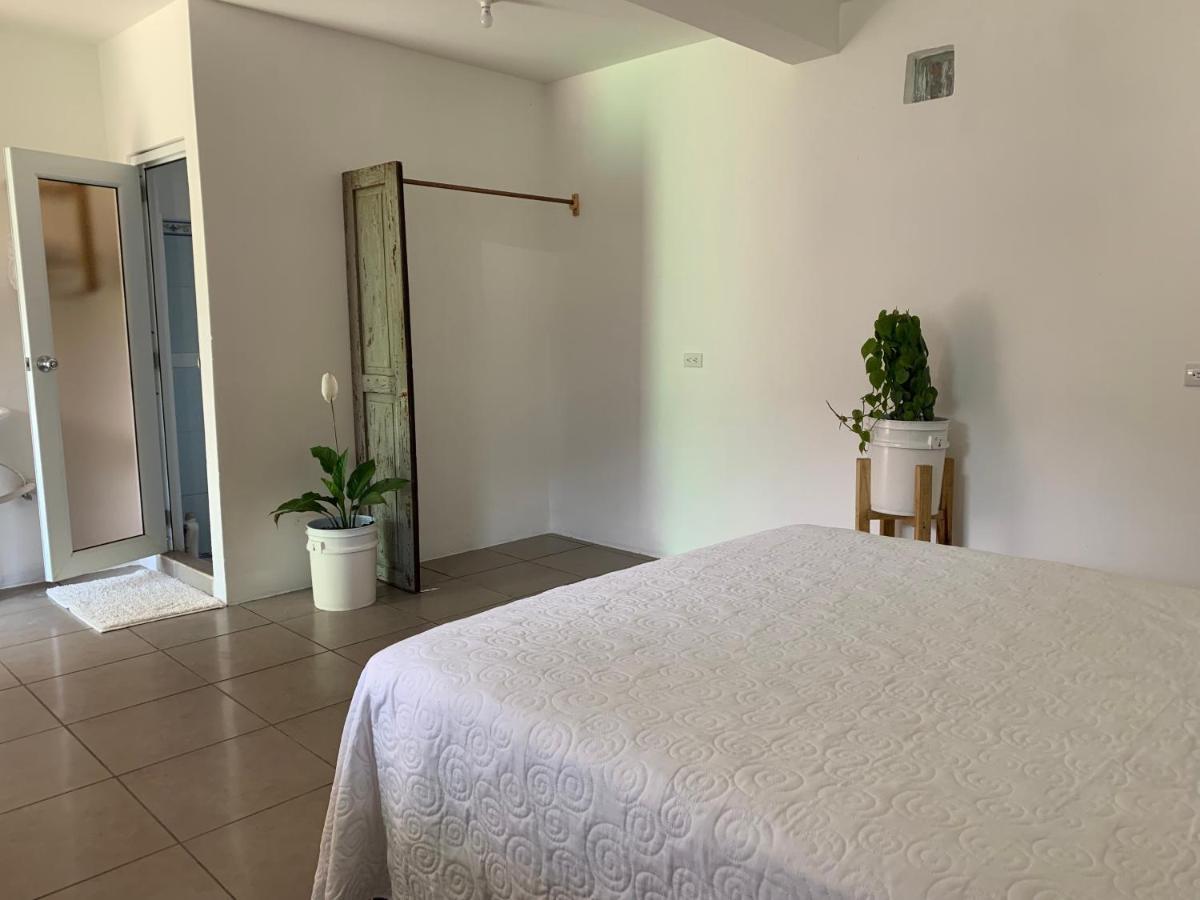 El Chirris Tzanjay Hotel San Juan La Laguna Buitenkant foto